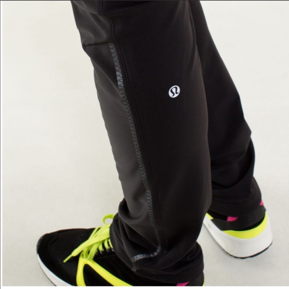Lululemon Keep It Up Pant RARE 6 Black Softshell - Picture 5 of 13